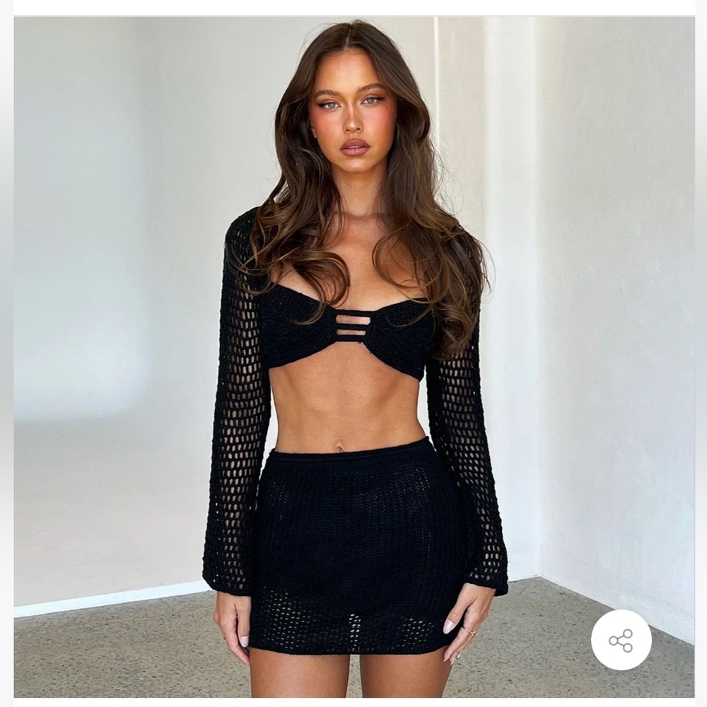 TIGER MIST MCCAULEY SET TOP AND SKIRT